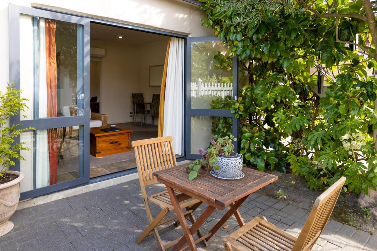 Harvest Lodge Motel Havelock North Exterior foto