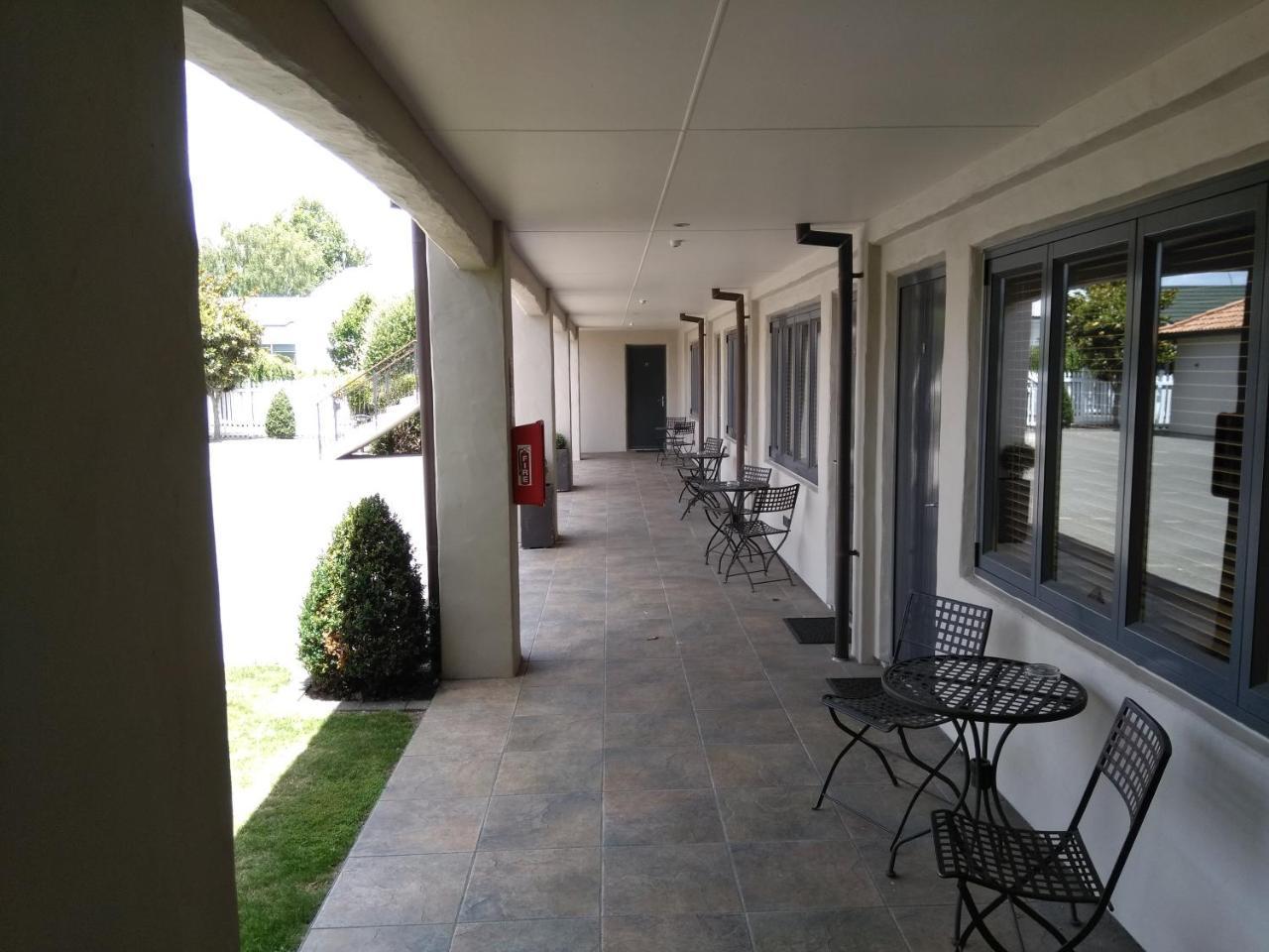 Harvest Lodge Motel Havelock North Exterior foto