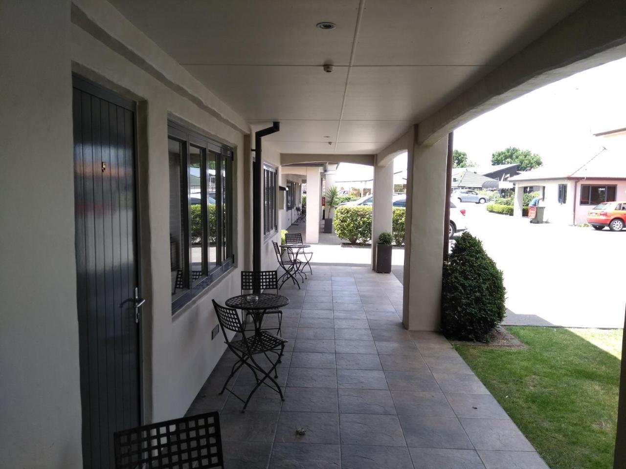 Harvest Lodge Motel Havelock North Exterior foto